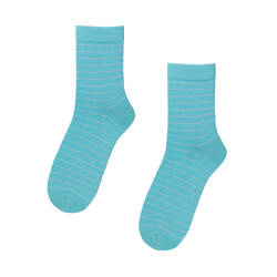 Turkusowe skarpetki w paski
